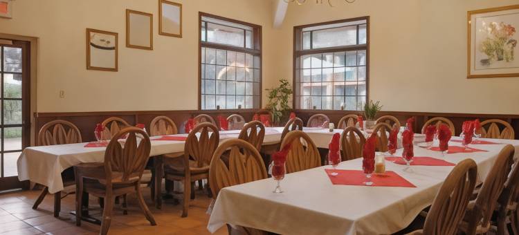 默塞德套房酒店(Merced Inn & Suites)图片