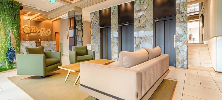 奥米德萨尔达尼亚酒店(Omid Saldanha Hotel)图片