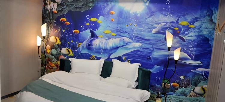 雷克泰主题精品酒店(颍上迎宾大道店)图片