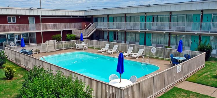 帕迪尤卡西 I-24 伊克诺郊外小屋(Econo Lodge Paducah West I-24)图片