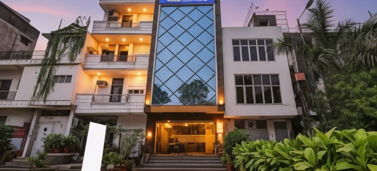 Fabhotel 亚什公寓(FabHotel Yash Residency - Yamuna Sports Complex)图片