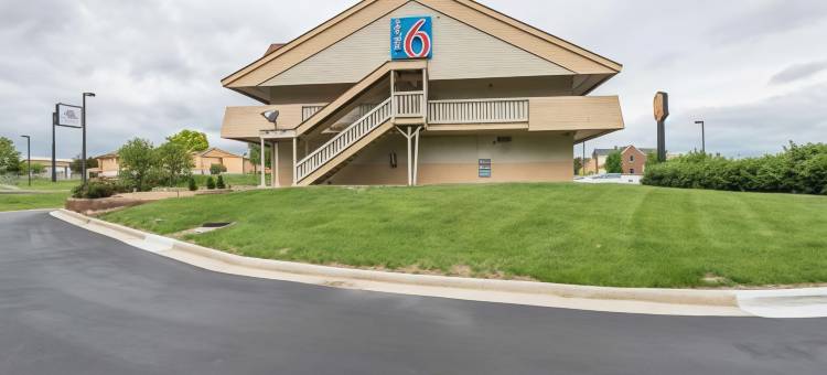 奥佛兰公园6号汽车旅馆(Motel 6 Overland Park, KS)图片