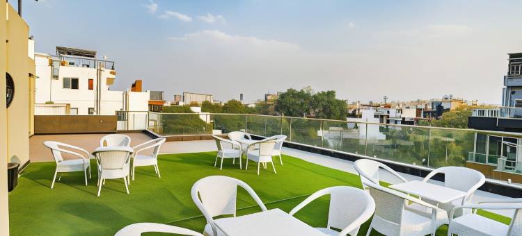 Infinity Stays Hotel Near Medanta Hospital图片