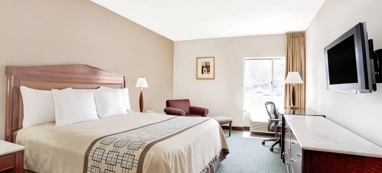 纽波特纽斯市中心奥斯特尔角温德姆戴斯酒店(Days Inn by Wyndham Newport News City Center Oyster Point)图片