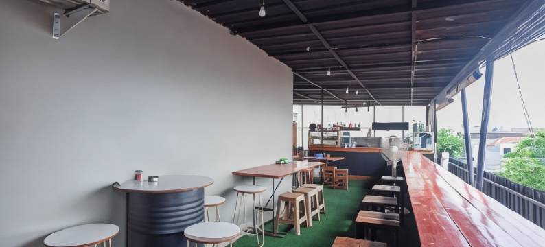 红多兹Plus酒店-科马约兰(RedDoorz Plus @ Kemayoran)图片