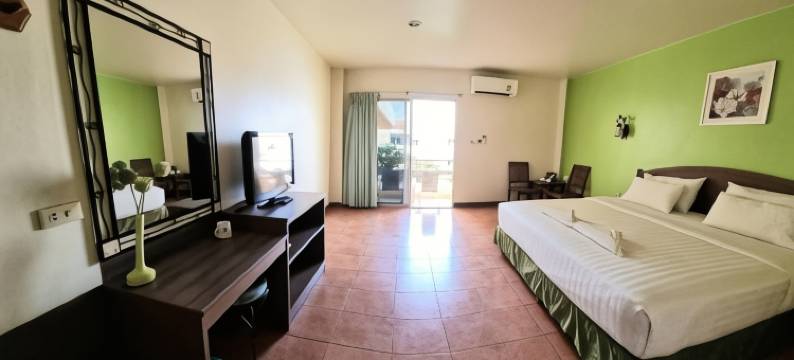 欧佩普莱斯芭堤雅酒店(Opey de Place)图片