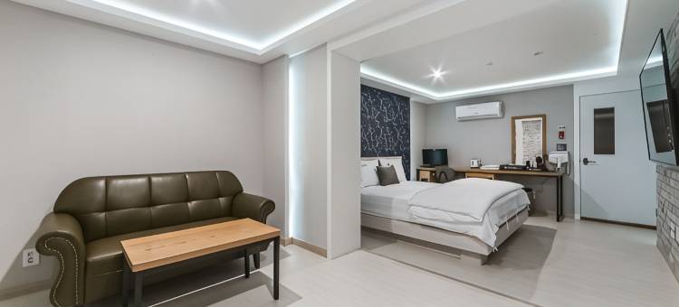 金海鱼邦洞套房酒店(Gimhae Eobang-Dong Suite Hotel)图片