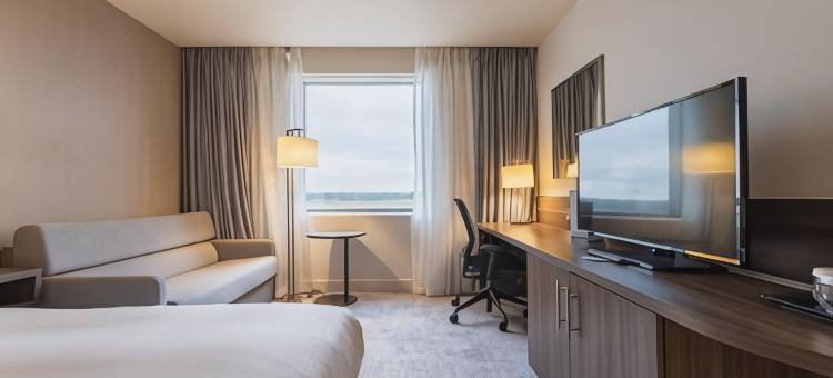 伯明翰机场希尔顿花园酒店(Hilton Garden Inn Birmingham Airport)图片