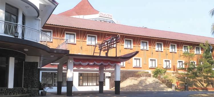 贾蒂卢尔山谷度假村(Jatiluhur Valley Resort)图片