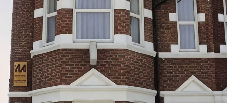 兰德加德小屋(Landguard Lodge Guest House)图片