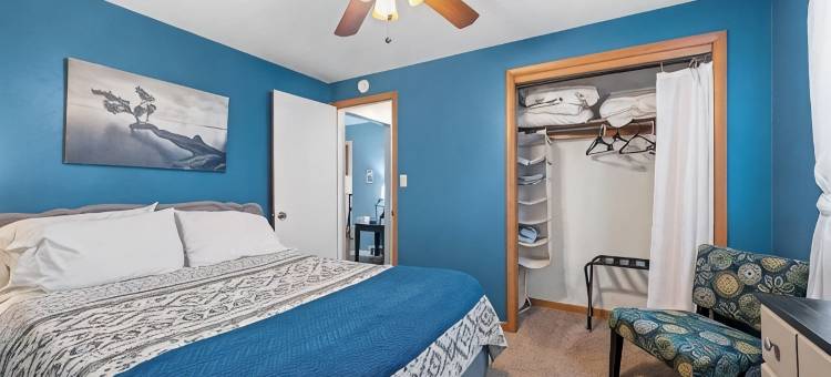 堪萨斯州立大学温馨复式度假屋(Cozy Duplex near K-State)图片