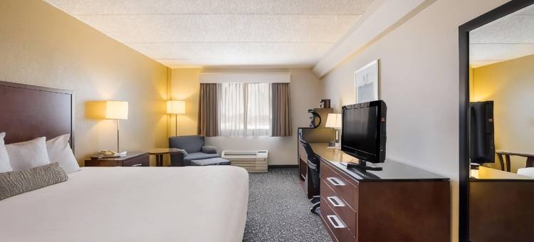 马里内特河畔贝斯特韦斯特酒店(Best Western Riverfront Inn)图片