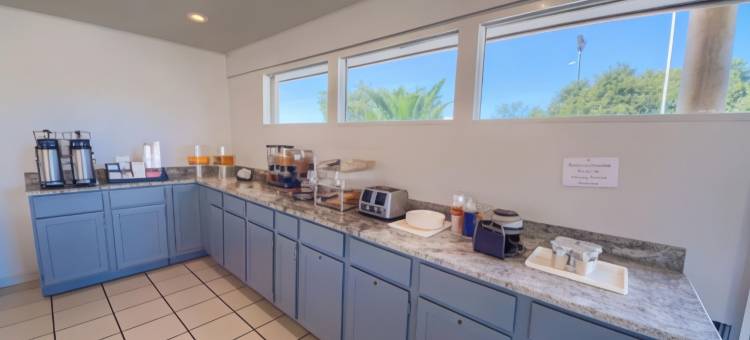 尤瓦尔迪美洲最佳价值酒店(Americas Best Value Inn Uvalde)图片