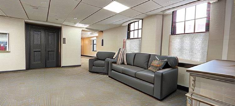 阿龙佐沃德酒店(The Alonzo Ward Hotel)图片