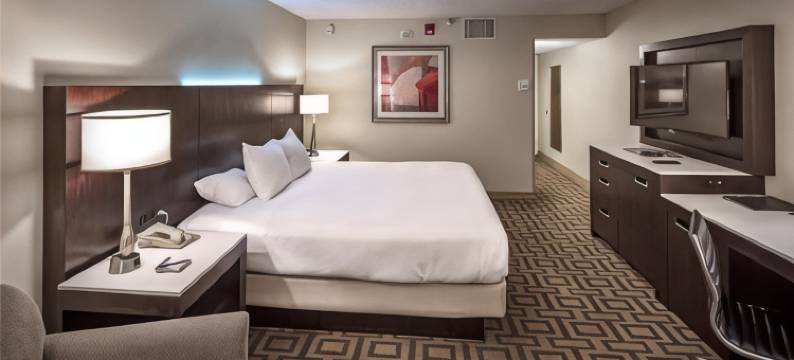 希尔顿萨克拉门托阿登西酒店(Hilton Sacramento Arden West)图片