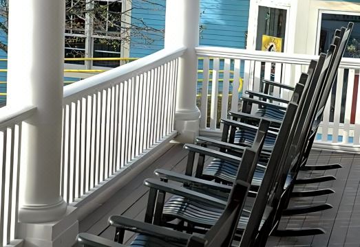 Anchor Inn Beach House Hotel Overview