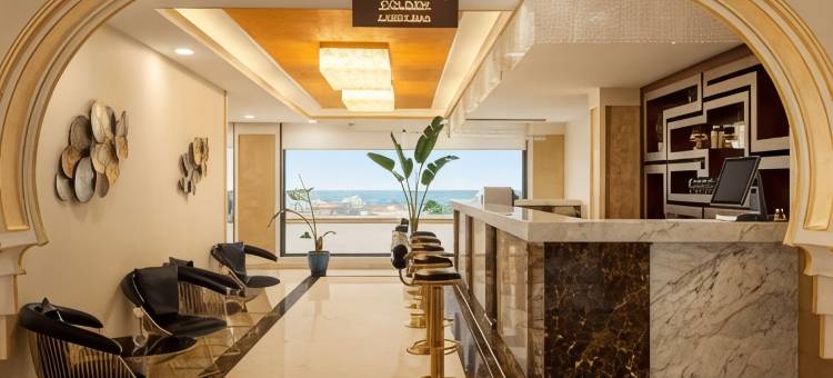 维亚达带赫姆锡利夫里华美达广场酒店(Ramada Plaza by Wyndham Silivri)图片