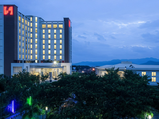 楠榜瑞士贝尔酒店