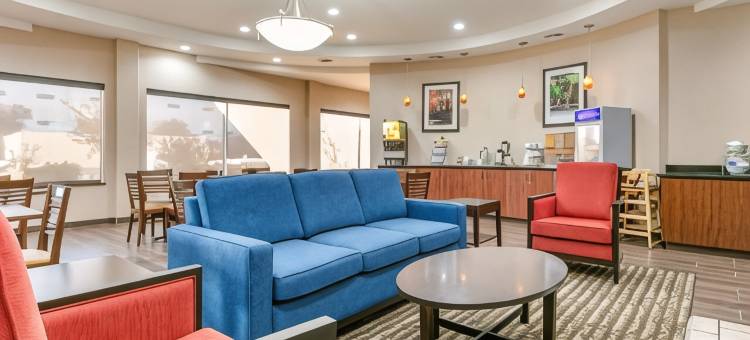 范布伦-福特史密斯舒适套房酒店(Comfort Inn and Suites Van Buren - Fort Smith)图片