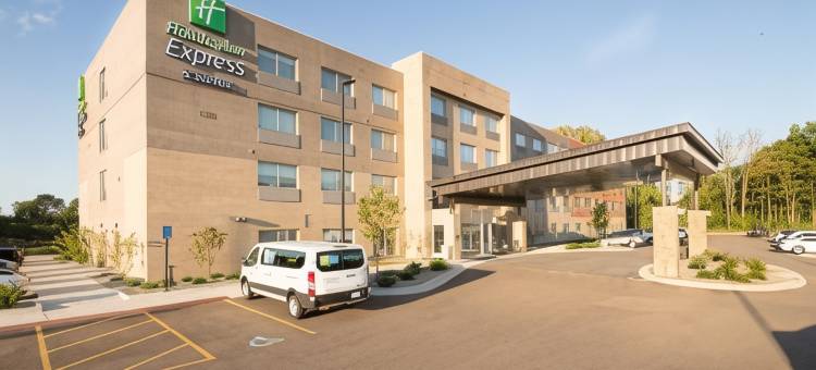 卡拉马祖西假日酒店(Holiday Inn & Suites Kalamazoo West)图片