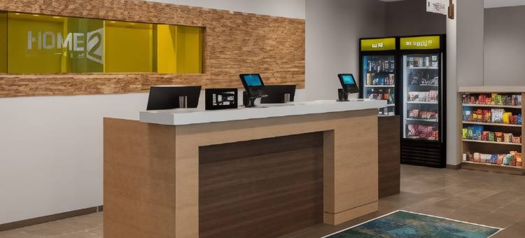 德梅因德雷克大学希尔顿惠庭套房酒店(Home2 Suites des Moines at Drake University)图片