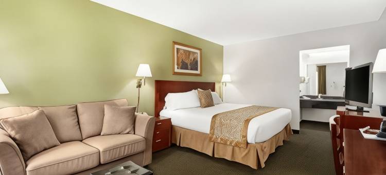 庙台-坦帕北华美达酒店(Ramada by Wyndham Temple Terrace/Tampa North)图片