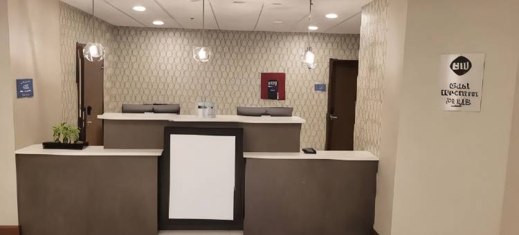 贝斯特韦斯特优质酒店南荷兰/芝加哥南区(Best Western Plus South Holland/Chicago Southland)图片