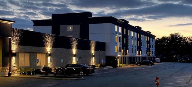 列治文市度假贝斯特韦斯特精品酒店(Best Western Premier Richmond City Gateway)图片