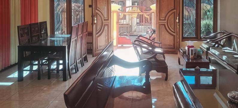 布罗莫英达乐斯塔里民宿-美特拉-RedDoorz(Bromo Indah Lestari Homestay Mitra RedDoorz)图片