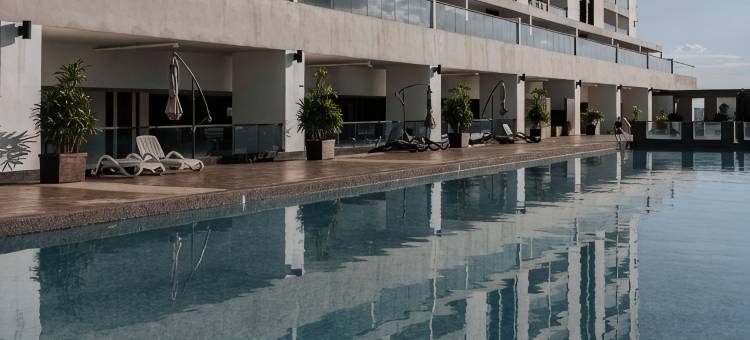 Landmark Residence 2 by Dehoz Suites图片