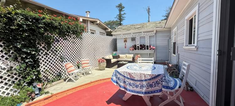 佐拉白门步行可达海滩、海湾、商店&餐厅乡村别墅(La Jolla White Door Cottage walking distance to beach, cove, shops, &restaurants)图片