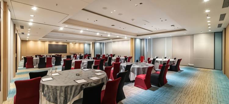 万怡瓦多达拉酒店(Courtyard Vadodara)图片