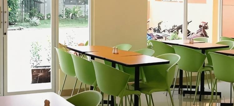红多兹Plus酒店@巴拉望马纳洛延长路(RedDoorz Plus @ Manalo Extension Palawan)图片