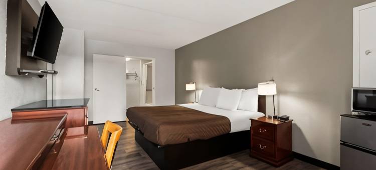 布鲁克劳恩6号汽车旅馆(Rodeway Inn)图片