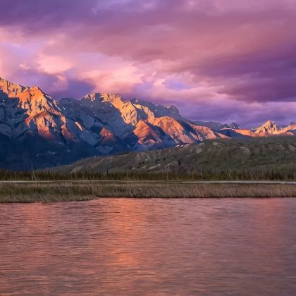 加拿大维多利亚+两大国家公园8日7晚跟团游