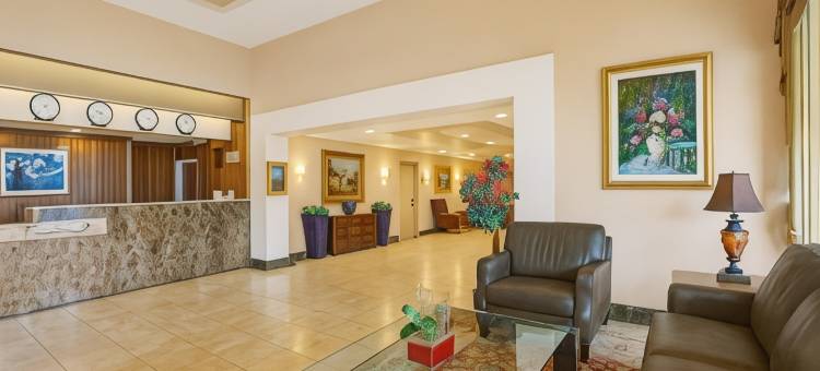 霍桑洛杉矶国际机场华美达酒店(Ramada by Wyndham Hawthorne LAX / LA Stadium)图片