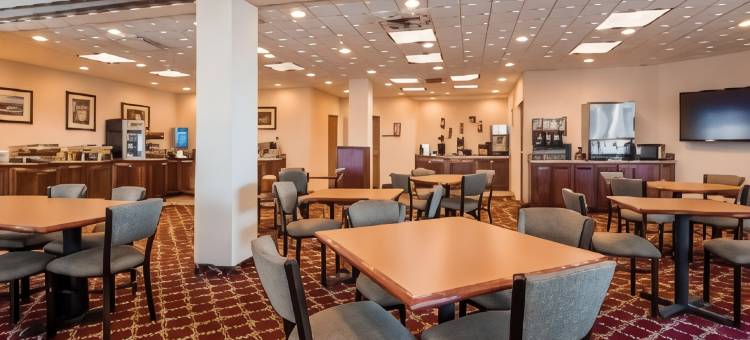 弗拉特黑德湖贝斯特韦斯特优质套房酒店(Best Western Plus Flathead Lake Inn and Suites)图片