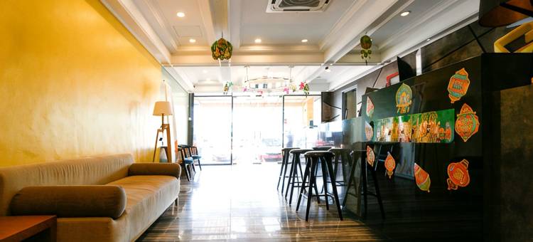 斯里伊斯干达金顶酒店(Golden Roof Hotel, Seri Iskandar)图片