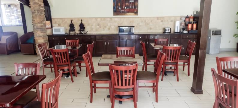 阿林顿棒球场-六旗温德姆豪生酒店(Howard Johnson by Wyndham Arlington Ballpark / Six Flags)图片