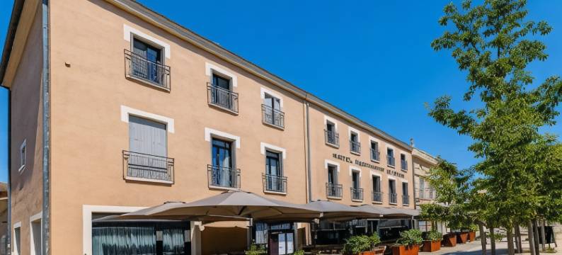 库尔餐厅酒店(Logis Hôtel Restaurant le Cours)图片
