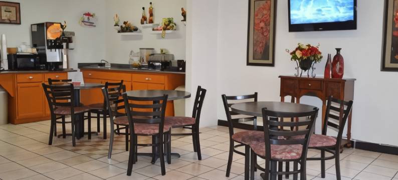 尼欧肖品质酒店(Quality Inn Neosho)图片