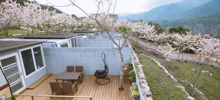 远山望月温泉VILLA露营区图片