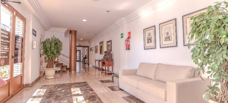 阿罗市ITC酒店(Hotel ITC Ciudad de Haro)图片