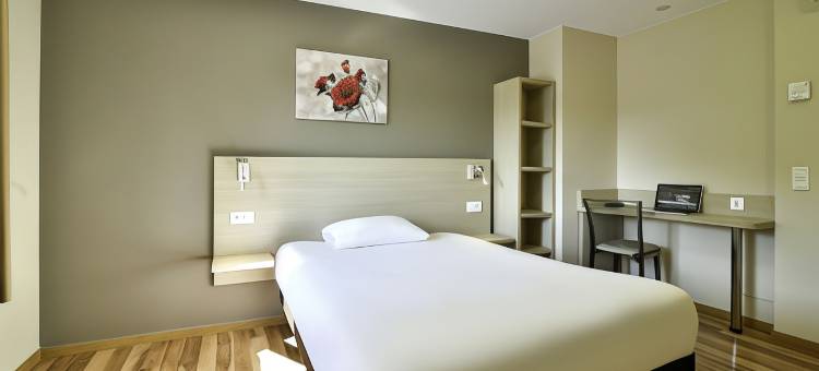 博莱纳民宿酒店(B&B Hotel Bollène)图片