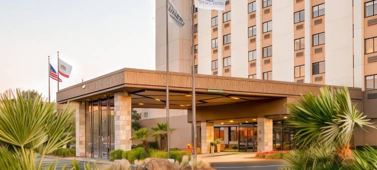 旧金山机场希尔顿逸林酒店(DoubleTree by Hilton San Francisco Airport)图片