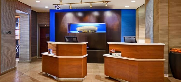 路易斯威尔机场万怡酒店(Courtyard Louisville Airport)图片