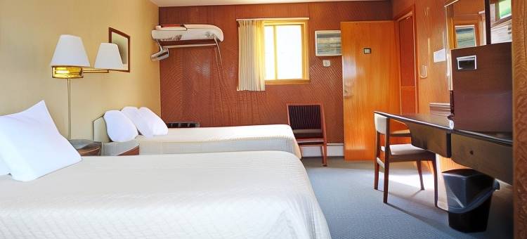 印度头铁木汽车旅馆(Indianhead Ironwood Hotel)图片
