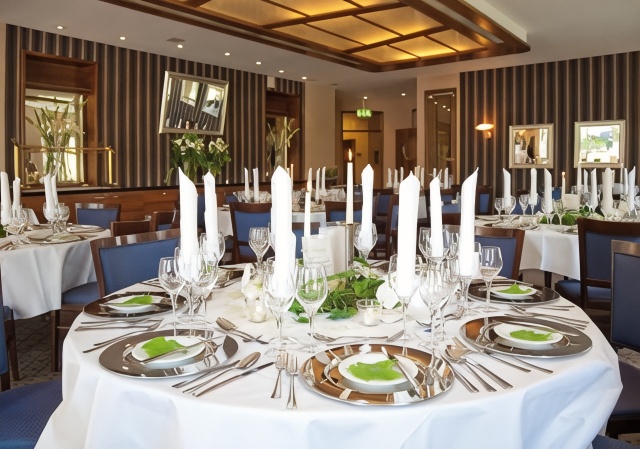 Sorat Insel-Hotel Regensburg Over view