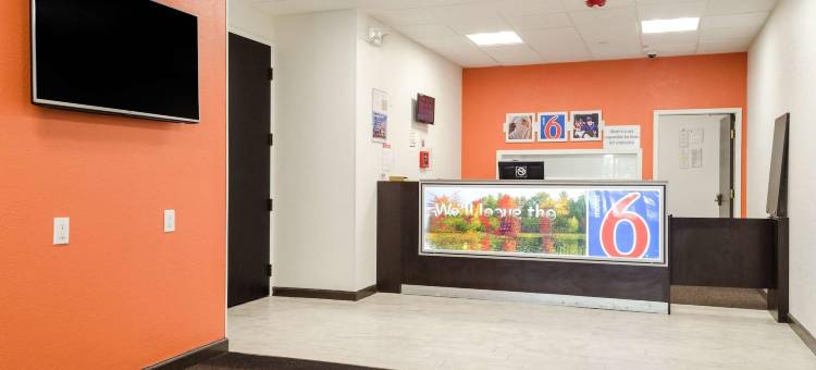 布罗克顿6号汽车旅馆(Motel 6 Brockton, MA)图片