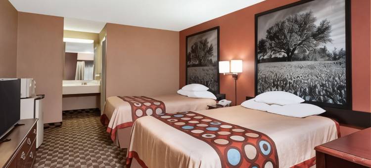 巴斯特罗普速8酒店(Super 8 by Wyndham Bastrop TX)图片